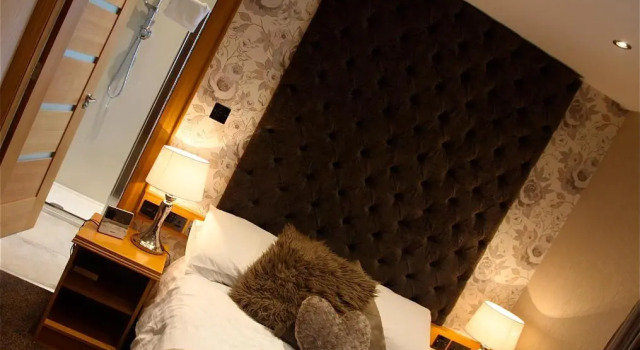 Номер Standard Stamps by Eight Continents The Royal Hotel, Cookstown