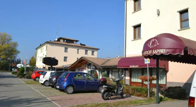 Семейный номер Standard Tricolore Hotel