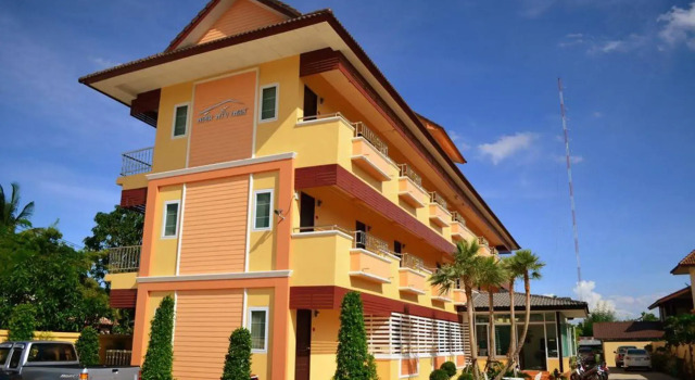 Phrom Phring Place Service Apartment
