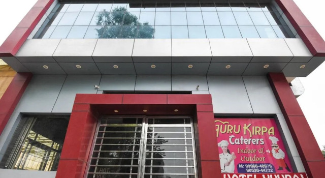 Oyo 49414 Hotel Yuvraj Residency, Varaa Hotelli Thanesar Haryana