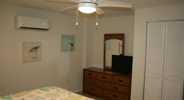 Shanti 3- Cute Cozy Close to Beach