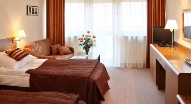 Hotel Activa, Réserver Hôtel Muszyna 