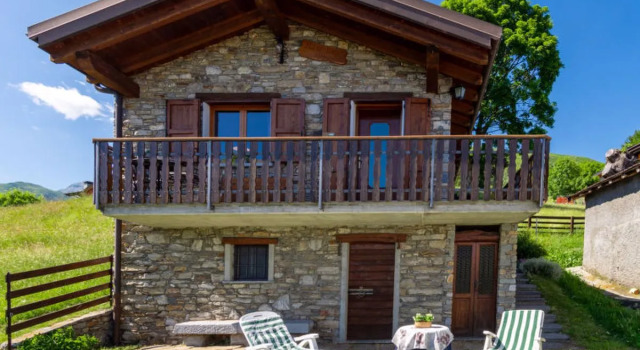 House Roby Gravedona, Prenota Hotel Hotel a Como con parcheggio, Parcheggio