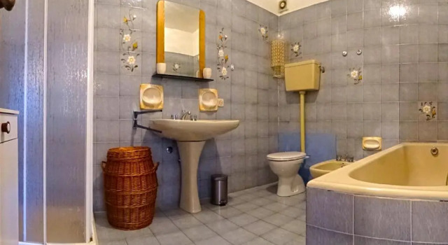 Апартаменты c 1 комнатой Bellavista lago Apartment patio and view by Gardadomusmea