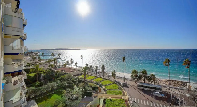 Апартаменты IMMOGROOM- Sea view - Center- AC- Front of the beaches