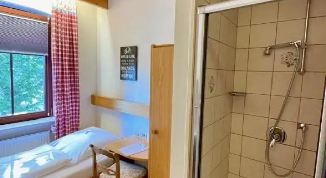 Номер Economy Bayerischer Hof