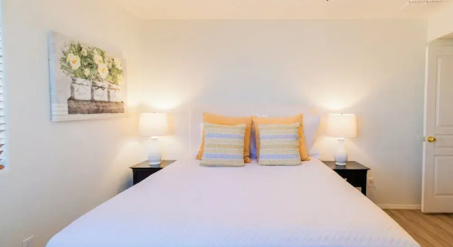 Casa Alessia 4BR Home & Heated Pool, Book Feriehus Hoteller i Casa Grande med parkering, Parkering