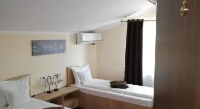 Casa Daomi, Varaa Hotelli Hotellit Hunedoara pysäköinnillä, Pysäköinti