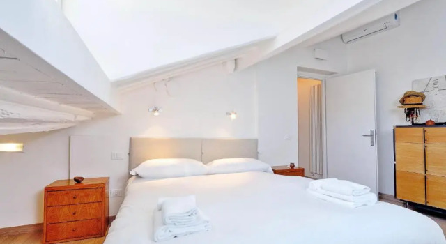 Апартаменты Standard Pantheon Charming Attic