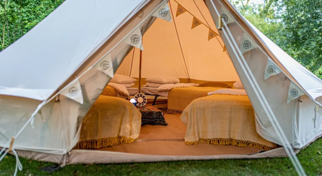 Nine Yards Bell Tents at The Open, 预订 酒店 西柯比 马其赛特郡