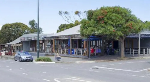 Port Elliot Beachcomber