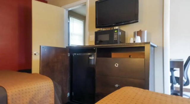 Четырёхместный номер Deluxe Cocoa Country Inn Hershey