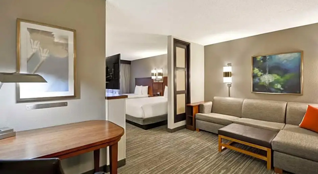 Четырёхместный номер Hyatt Place Columbus Worthington
