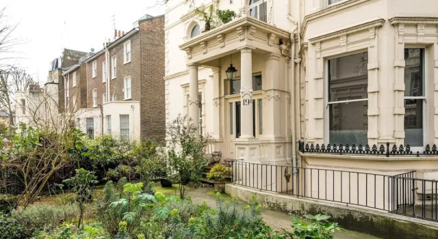 NEW 2 Bedroom Flat in Central London, Забронировать Отель Отели Англии 3 звезды, 3*