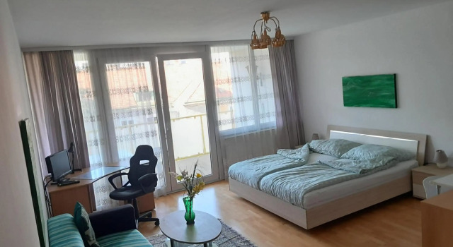 Serviced Apartment with Sunny Balcony, Reservar Apartamento Viena Áustria, perto de Colosseum 21