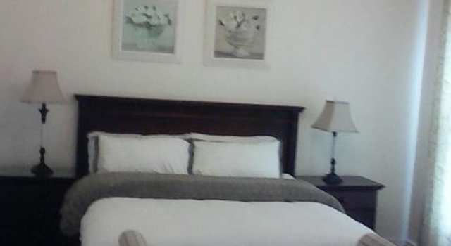 Ashbourne Manor