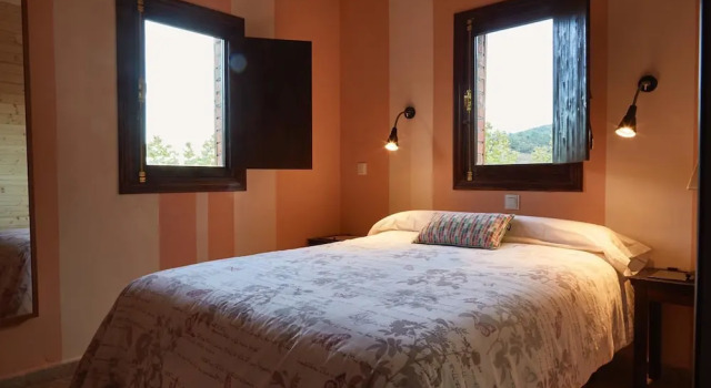 Трёхместный номер Standard с видом на горы Hotel Rural Don Burguillo