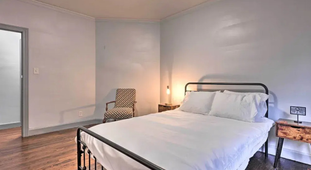 Detroit Vacation Rental: 8 Mi to Downtown!, Забронировать Апартаменты/квартира Детройт Detroit Metropolitan Area, рядом с Calihan Hall