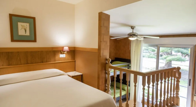 Четырёхместный семейный номер Standard Hotel Ría de Suances