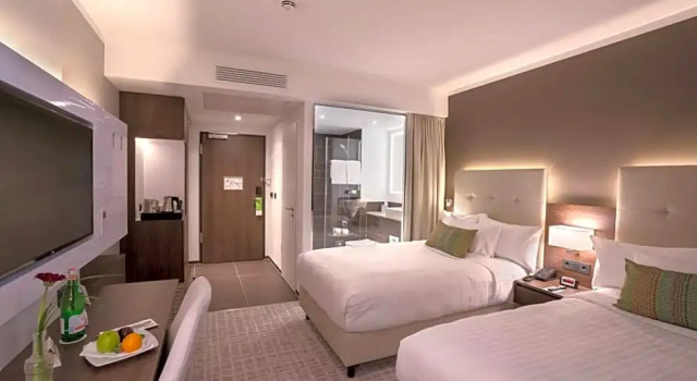 Номер Standard с видом на озеро Courtyard by Marriott Wolfsburg