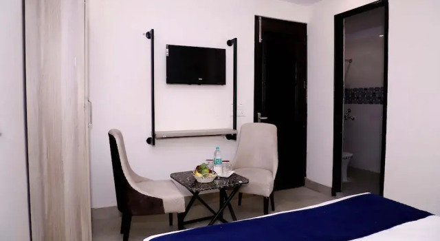 Двухместный номер Deluxe Lyf Corporate Suites - Noida Sector 19