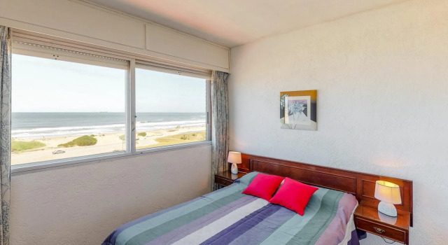 Oceana Suites Marenostrum ∙ Suite 612