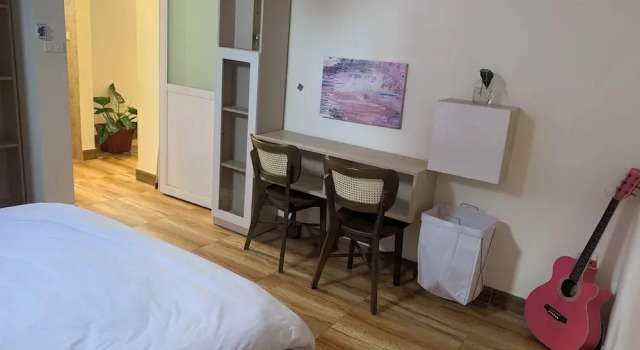 Holly Apartment - Truc Bach Lake, 预订 公寓 巴亭广场 河内
