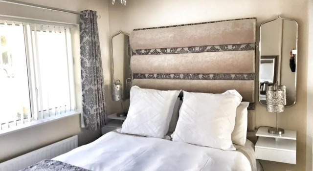 Elagh View Bed & Breakfast