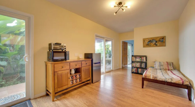 8 Mi to Magic Sands Beach: Tranquil Home w/ Lanai!, Prenota Appartamento Holualoa Stati Uniti
