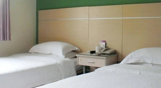 No. 8 Hotel Chain (Shenzhen Huaqiangbei), Boek Hotel Goedkope hotels in Guangdong