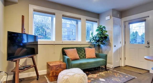 Апартаменты Walkable Portland Studio < 1 Mi to Dtwn!
