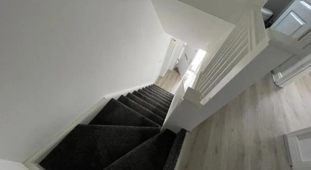 Modern Room With Huge Bed - Walk to City Centre!, Забронировать Отель Отели Манчестера с парковкой, Парковка