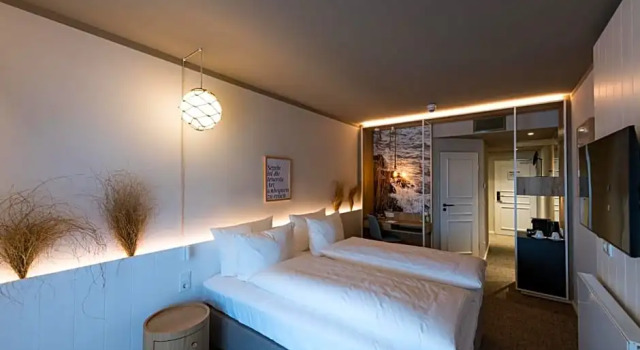 Номер Deluxe с балконом и с видом на море Отель Hafenhotel zu Putbus
