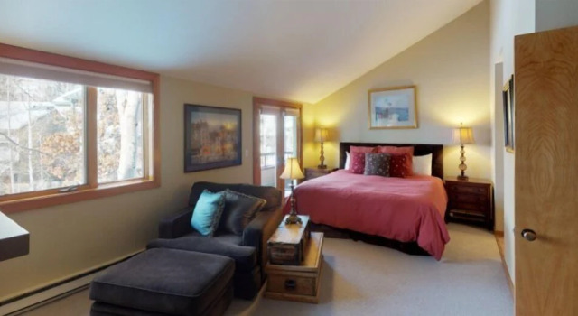 2 Bedroom Cascade Village Condo at the Base of Vail Mountain, Забронировать Апартаменты/квартира Отели Вейл с парковкой, Парковка