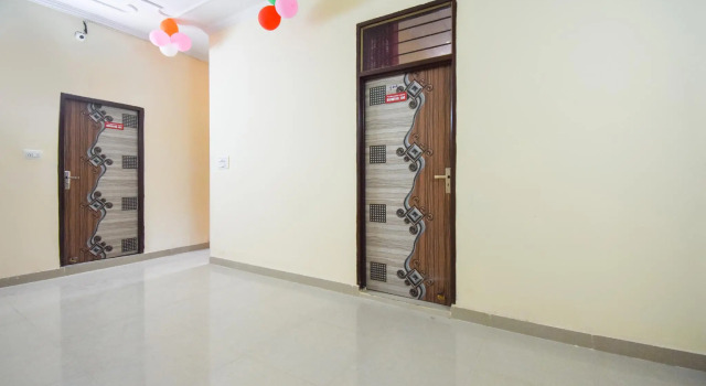 OYO 67289 Hotel Kaushik, Varaa Hotelli Zirakpur Haryana
