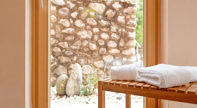 Unique Holiday Home in Bassanega With Porch and Barbeque