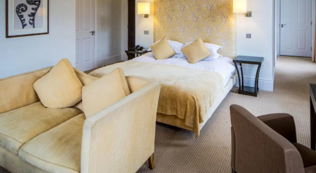 Bedford Lodge Hotel, Leisure & Restaurant, Varaa Lomakeskus Newmarket 