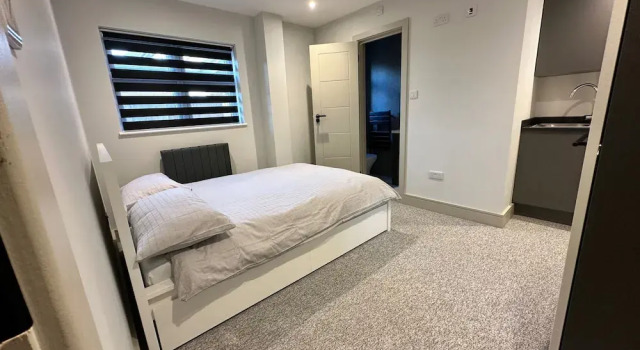 Captivating 6 -bed House in Waltham Abbey, Reservar Casa de férias Waltham Abbey Essex