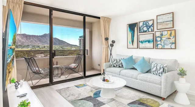 Waikiki Sunset 2 bedroom with Diamond Head View and Parking, Забронировать Апартаменты/квартира Апартаменты Гонолулу, рядом с Royal Hawaiian Theater Legends in Concert Waikiki, Апартаменты/квартира