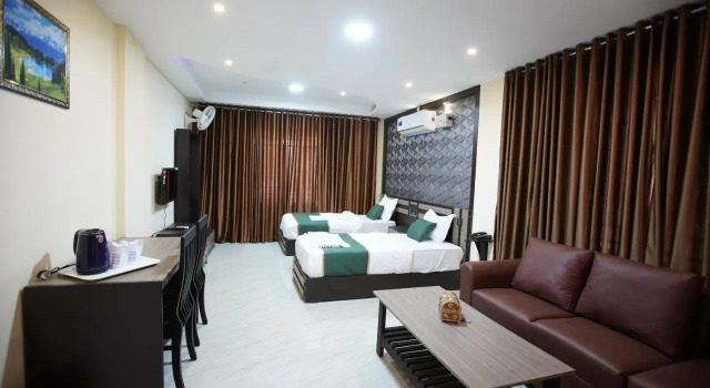 Builda Park inn, Book Hotel Ottappālam New Delhi