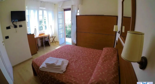 Трёхместный номер Standard Hotel Mimosa