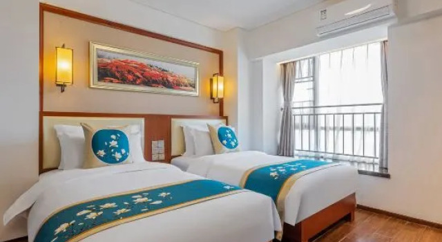 Люкс Rising Hot Spring Resort Kunming