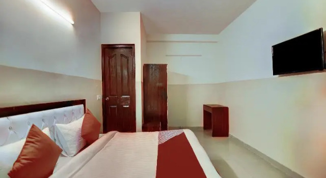 Номер Standard OYO 28461 Townhouse Royal Stay Inn