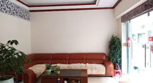 Chuxiong Yayi Homestay, Rezerwuj Hotel Hotele w Chuxiong z parkingiem, Parking