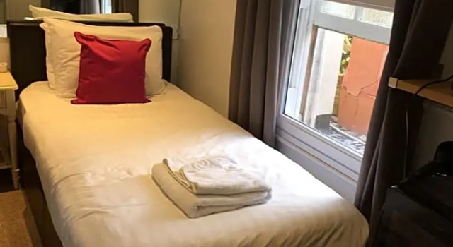 Номер Economy Kings Hotel