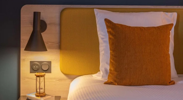 Четырёхместный номер Standard Kyriad Tours Sud - Ballan Mire
