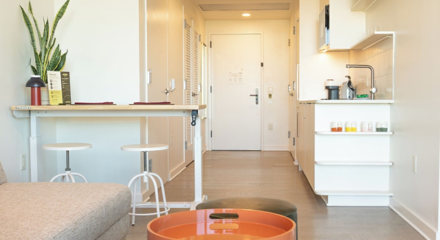 Номер Deluxe Scout Living PCM - Placemakr Atlanta, Apartments by Hilton