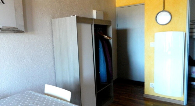Apartment With one Bedroom in Les Angles, With Wonderful Lake View - 8
