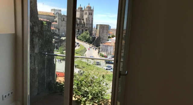 Кровать в общем номере Onefam Ribeira