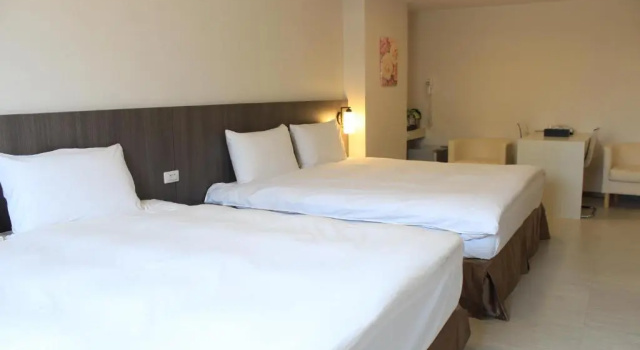 Четырёхместный номер Superior Sunnyside Hotel